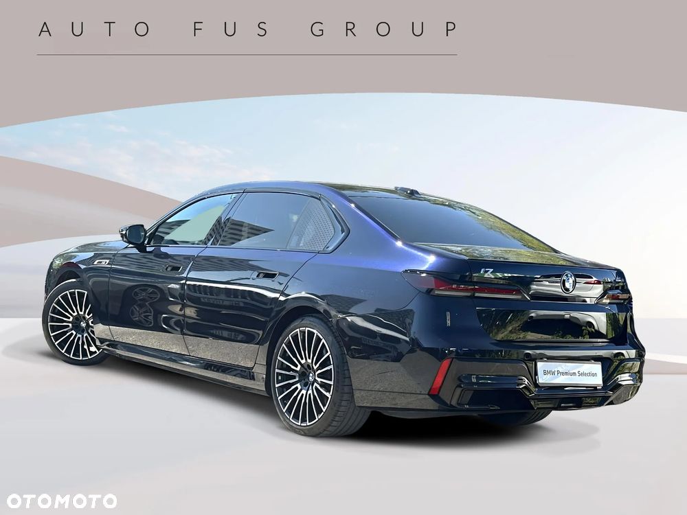 BMW i7 105.7kWh M70 xDrive - 5