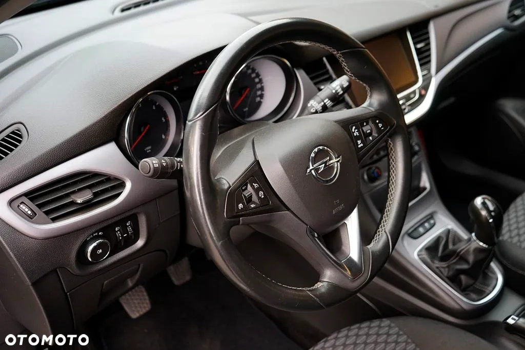 Opel Astra - 21