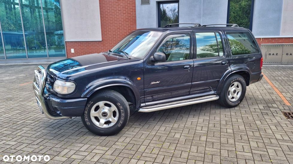 Ford Explorer - 14
