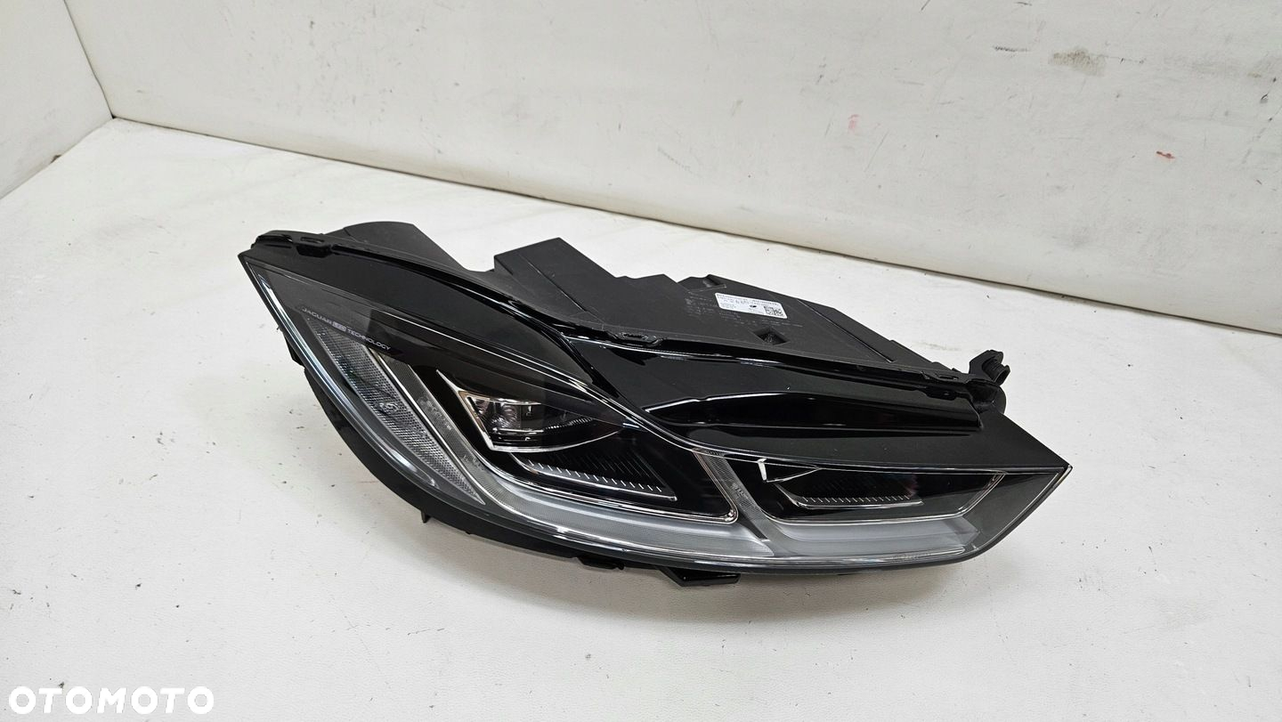 LAMPA PRAWA PRZÓD JAGUAR I-PACE X590 HIGH J9D3 - 6
