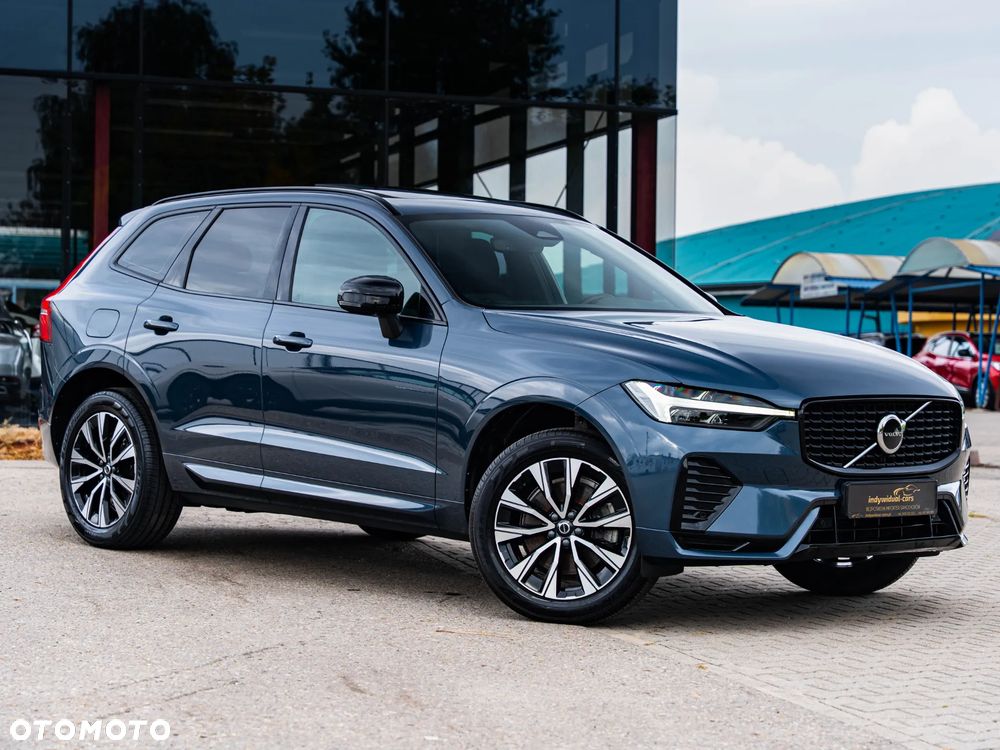 Volvo XC 60 B4 D Plus Dark - 9
