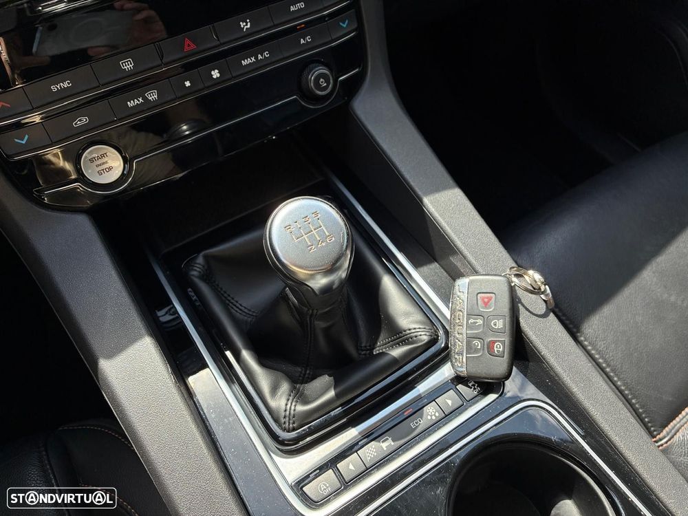 Jaguar F-Pace 2.0 i4D Prestige - 21