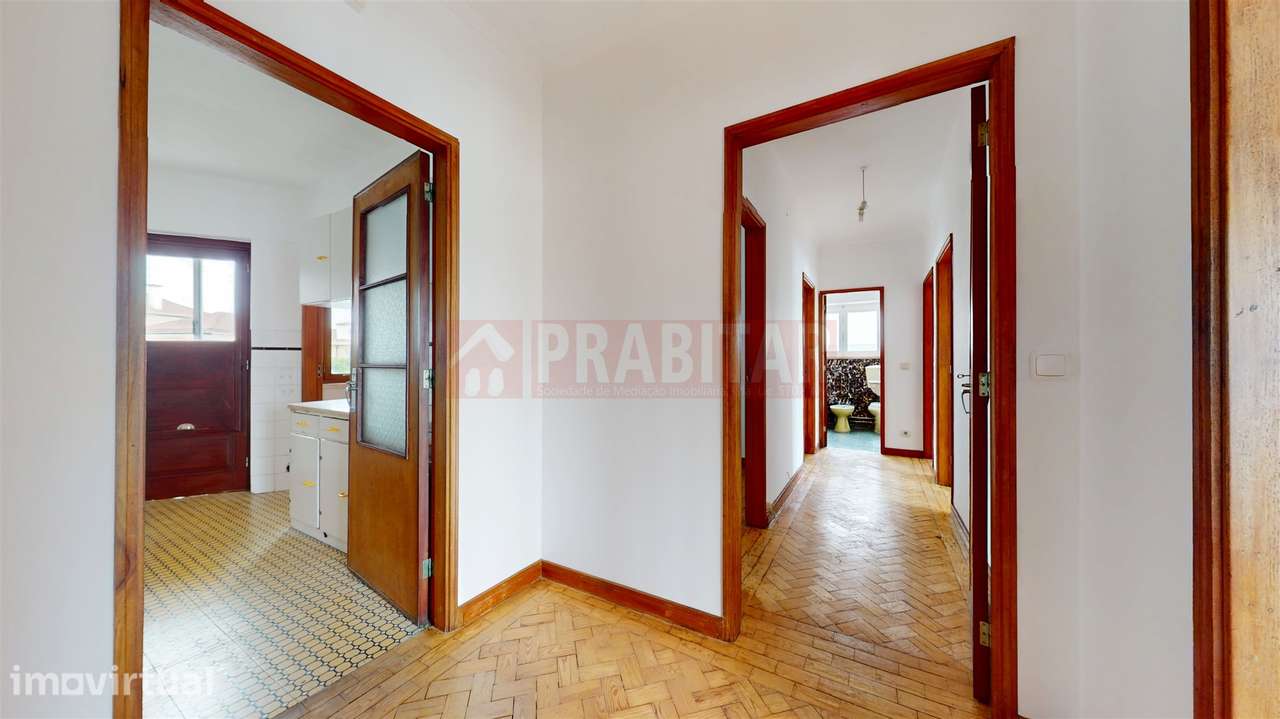 Apartamento T4 no Bairro Norton de Matos, excelente localização junto - Grande imagem: 5/21