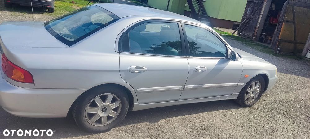 Kia Magentis 2.0 SLXi - 3
