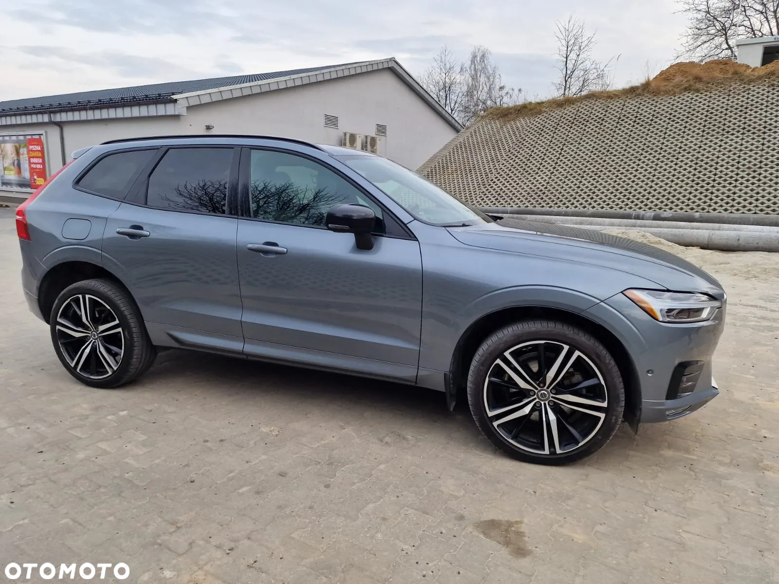 Volvo XC 60 T6 AWD Geartronic RDesign - 4