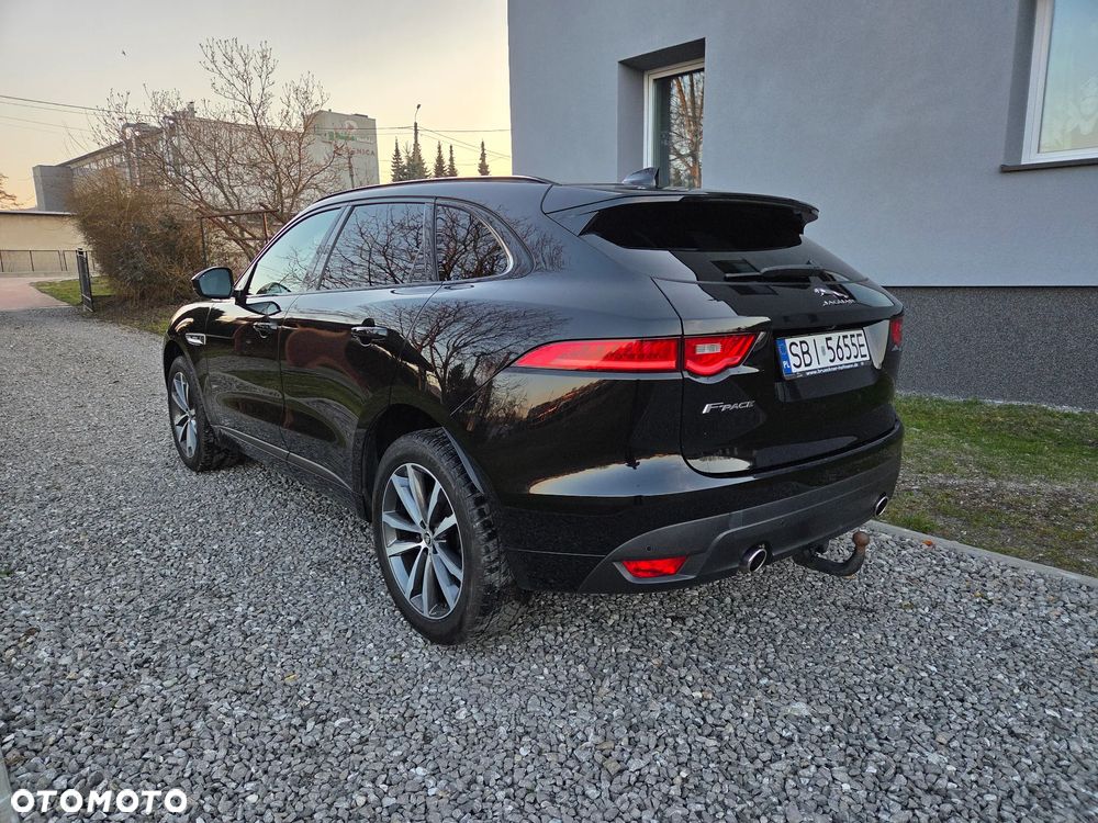 Jaguar F-Pace 30d AWD R-Sport - 8