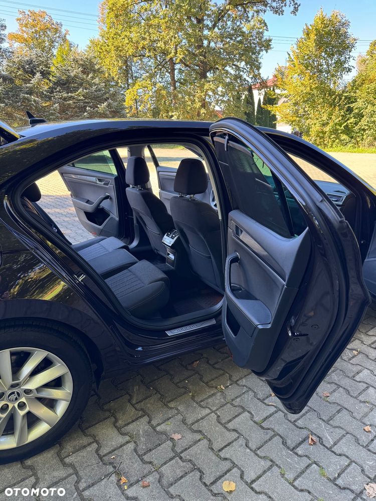 Skoda Superb 1.4 TSI Plug-In Hybrid L&K DSG - 24