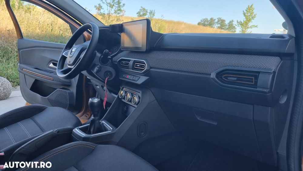 Dacia Sandero Stepway TCe 90 MT6 Comfort - 17