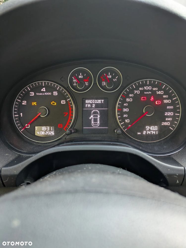 Audi A3 3-drzwiowe 1.6 Ambition - 19