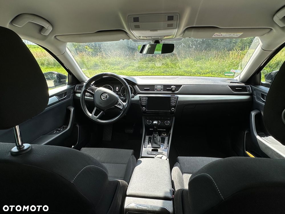 Skoda Superb ver-2-0-tdi-ambition-dsg - 10