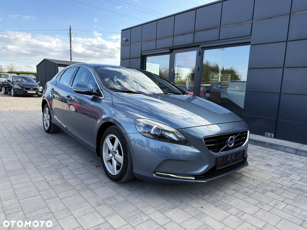 Volvo V40 D2 R-Design Momentum - 11