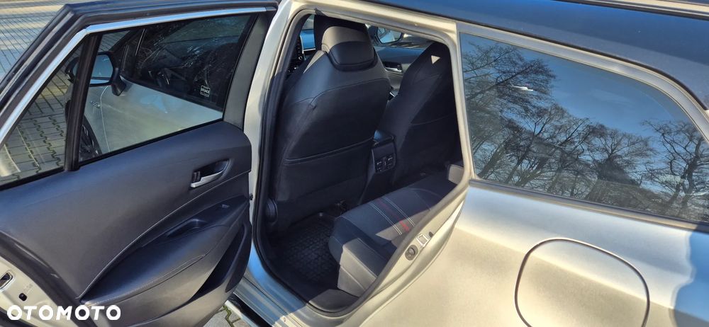 Toyota Corolla 1.8 Hybrid GR Sport - 14