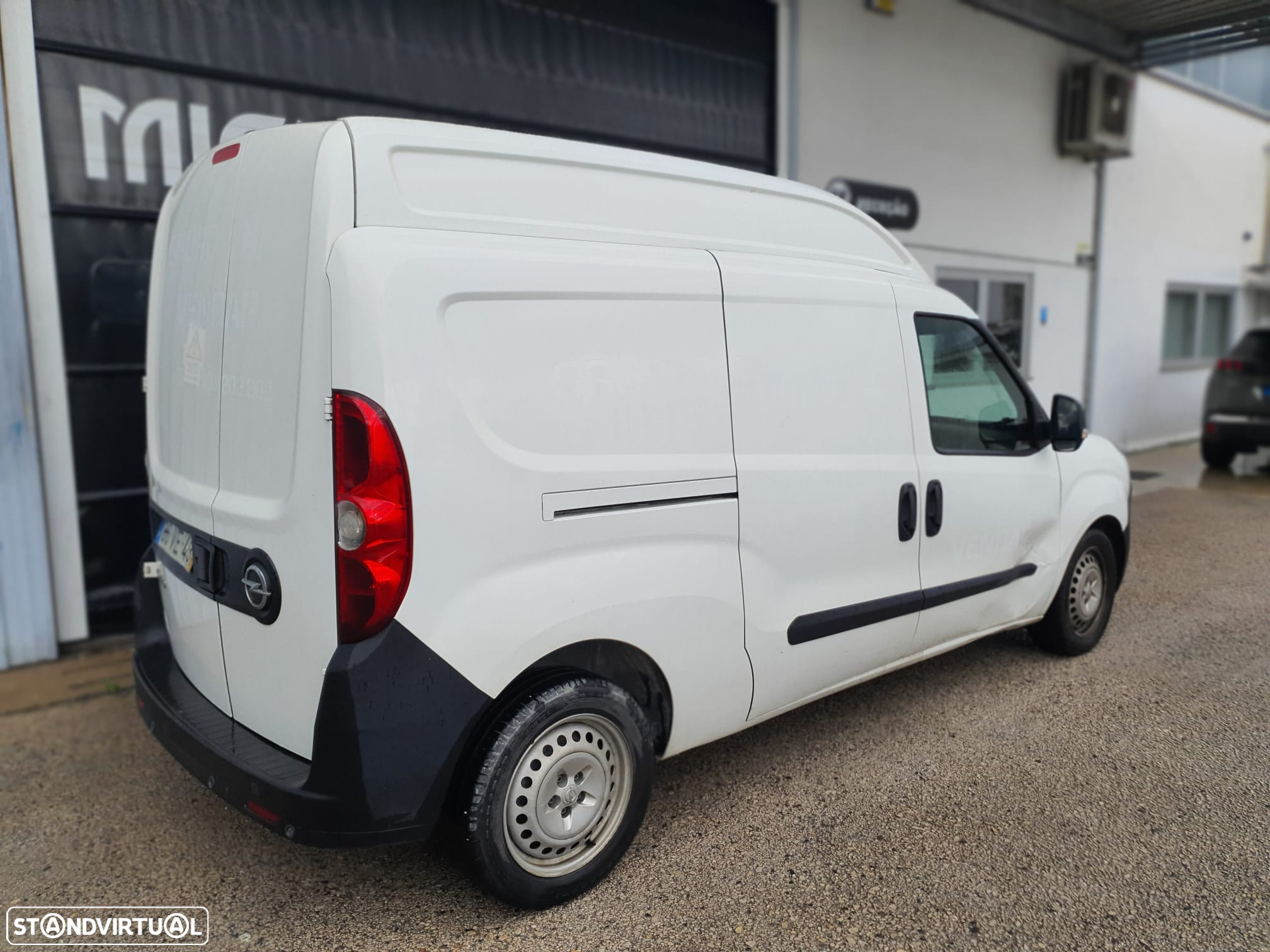 Opel Combo XL 1.6CDTI 105cv Maxi - 3