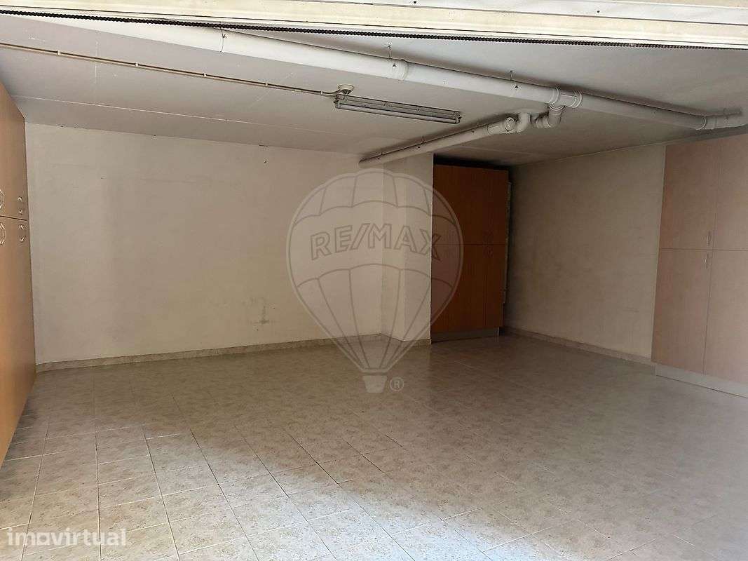 Garagem  para arrendamento - Grande imagem: 3/10