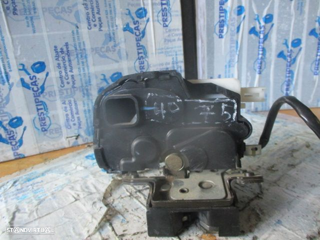 Fecho FEC4075 MAZDA 2 2004 MALA 2 PINOS - 4