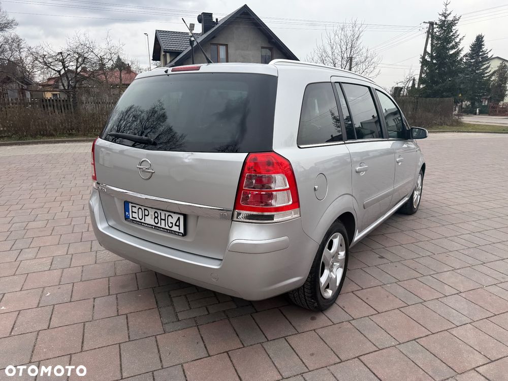 Opel Zafira 1.8 Family - 27
