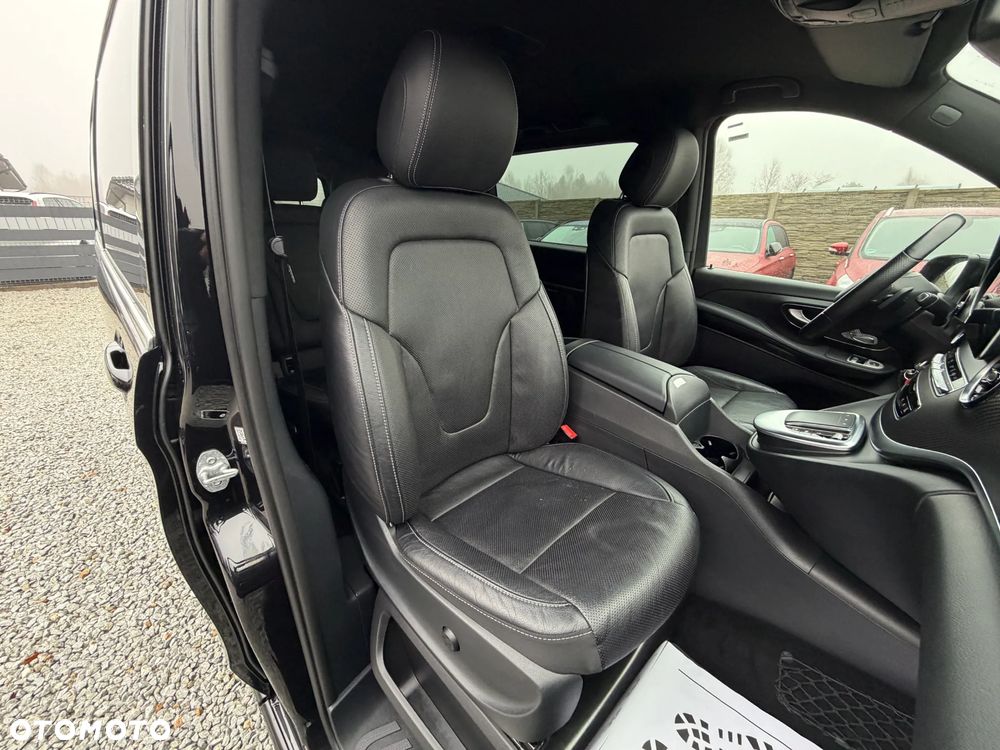 Mercedes-Benz Klasa V 300 d Extralang 4Matic 9G-TRONIC Avantgarde Edition - 36