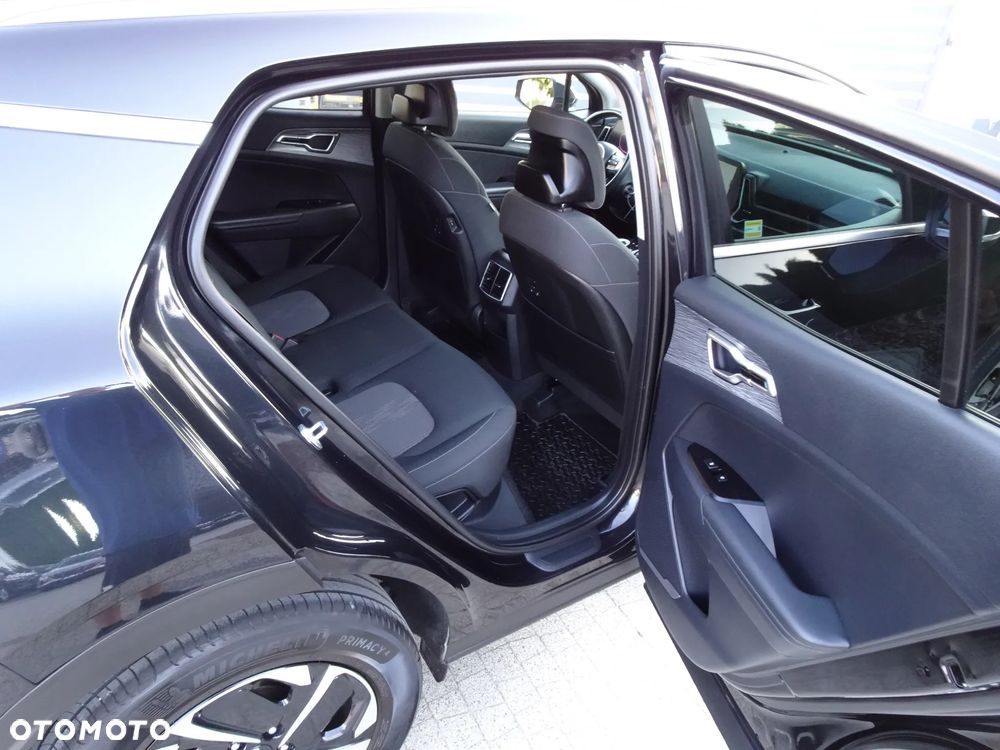 Kia Sportage 1.6 T-GDI MHEV L 2WD DCT - 17