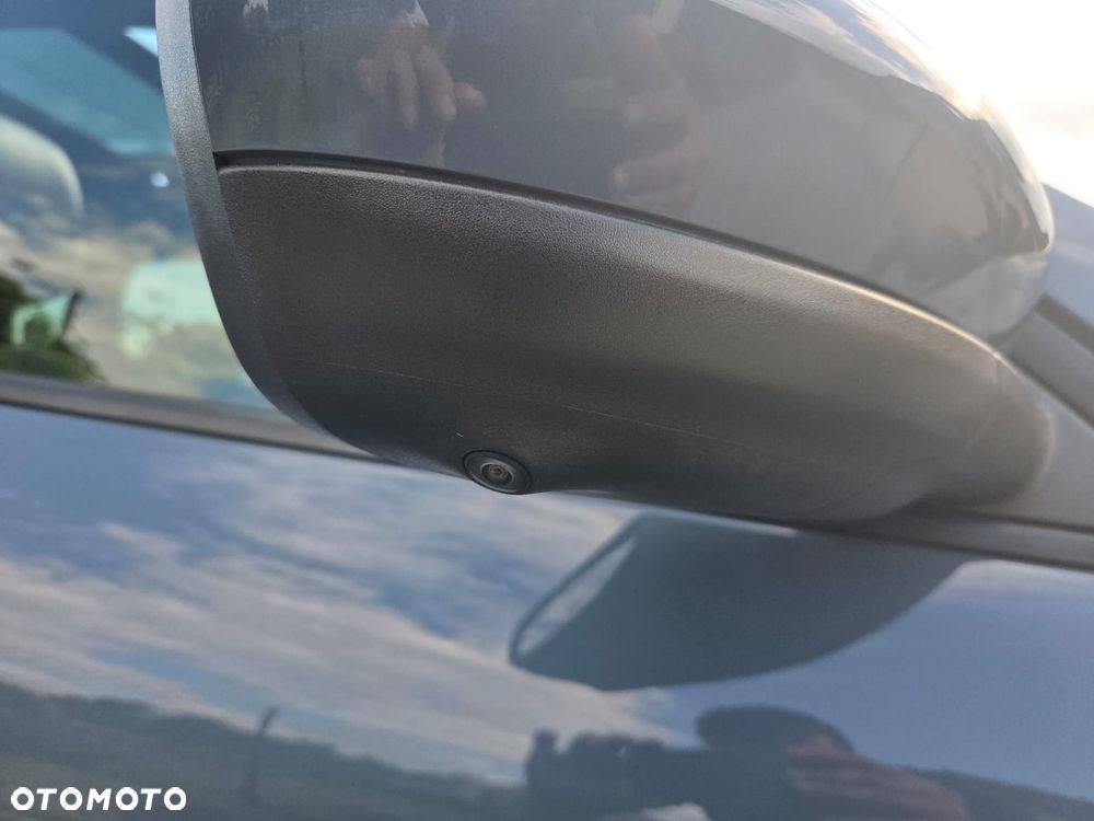 Ford Kuga 2.0 EcoBoost 4x4 Titanium - 27