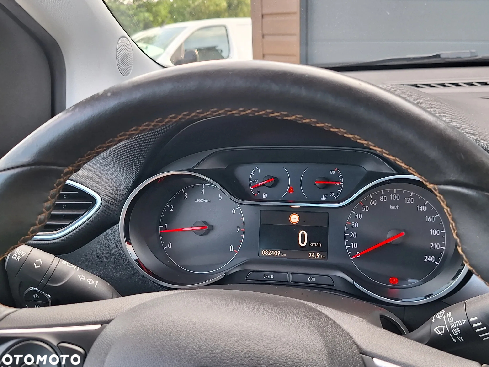 Opel Crossland X - 18