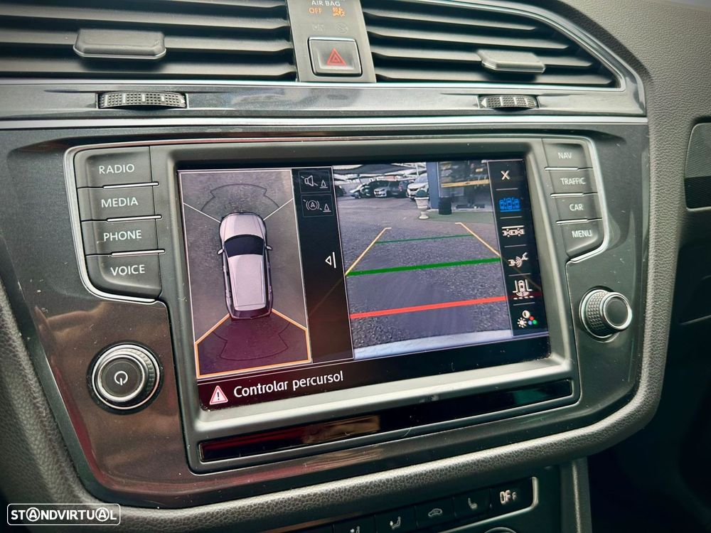 VW Tiguan 2.0 TDI R-Line DSG - 19