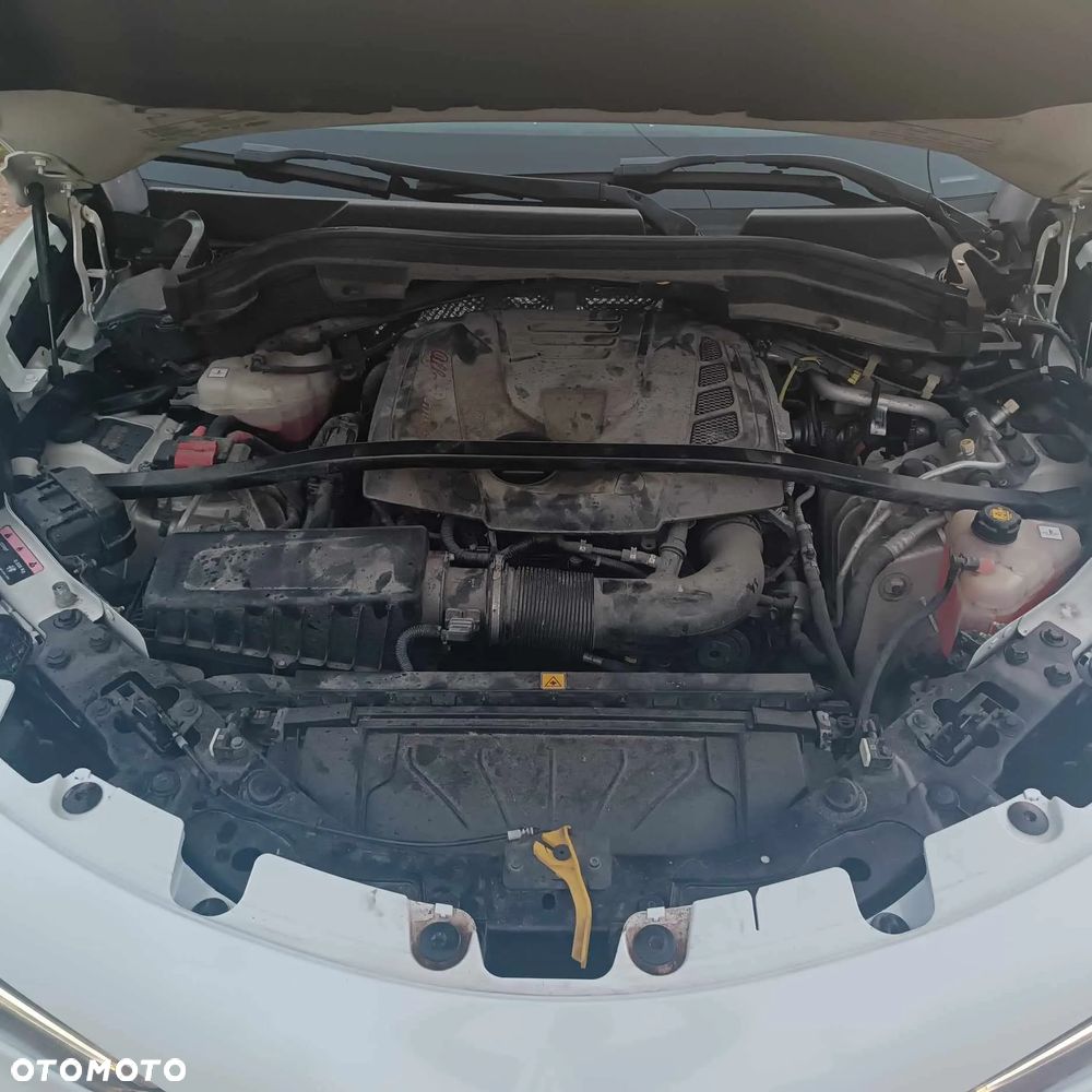 Alfa Romeo Stelvio 2.0 Turbo 16V AT8-Q4 Ti - 10