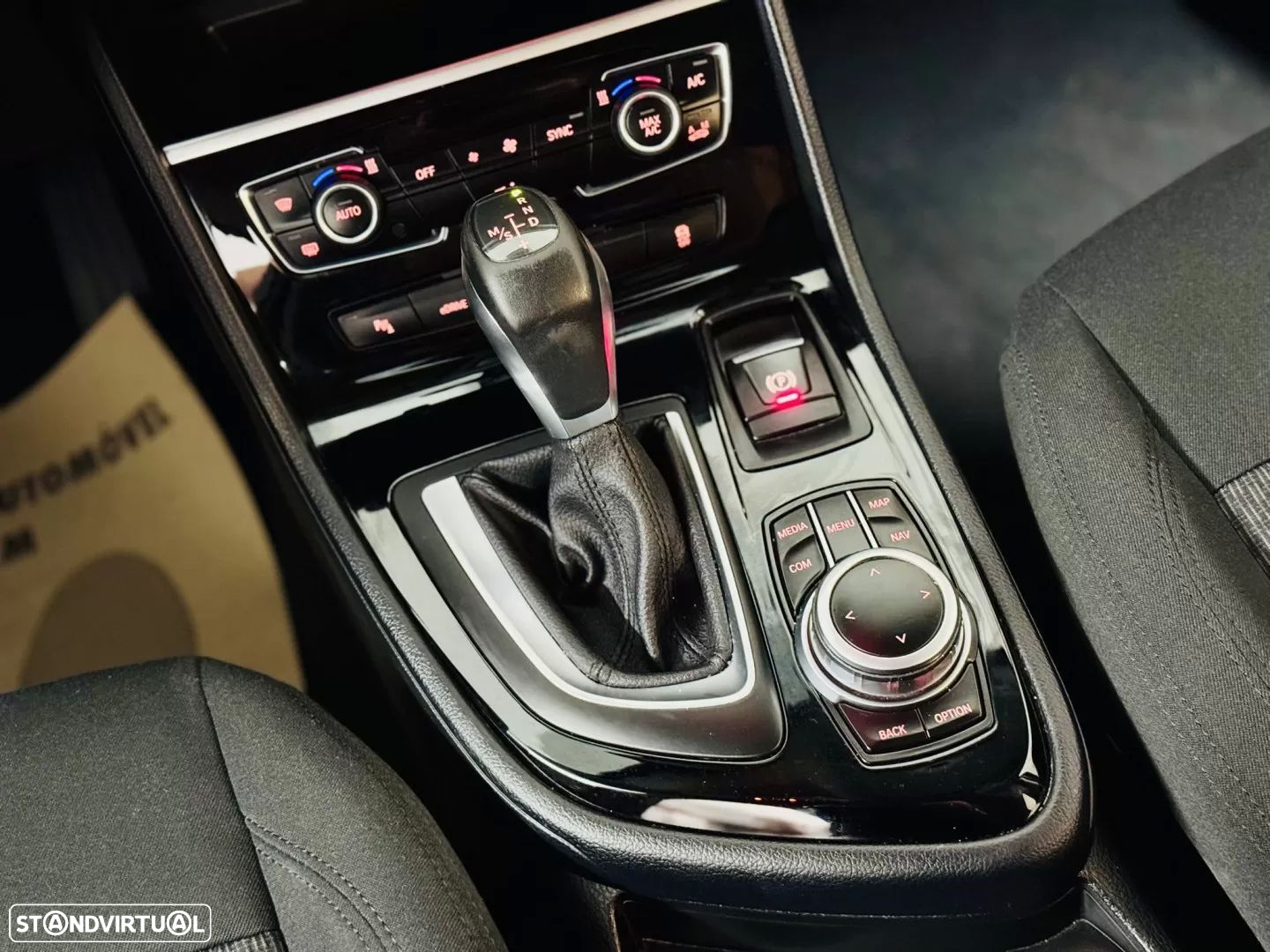 BMW 225xe Active Tourer Advantage - 32