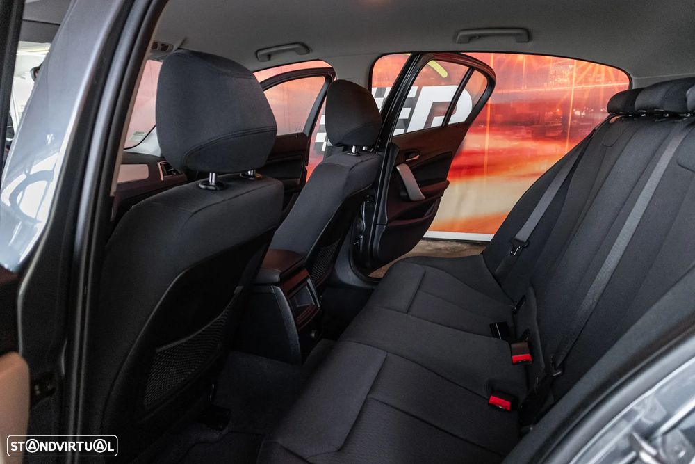 BMW 116 d Advantage - 17