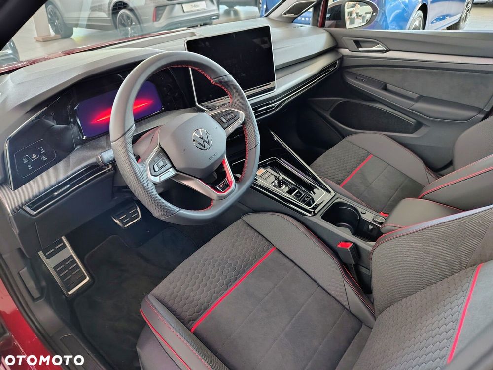 Volkswagen Golf - 14