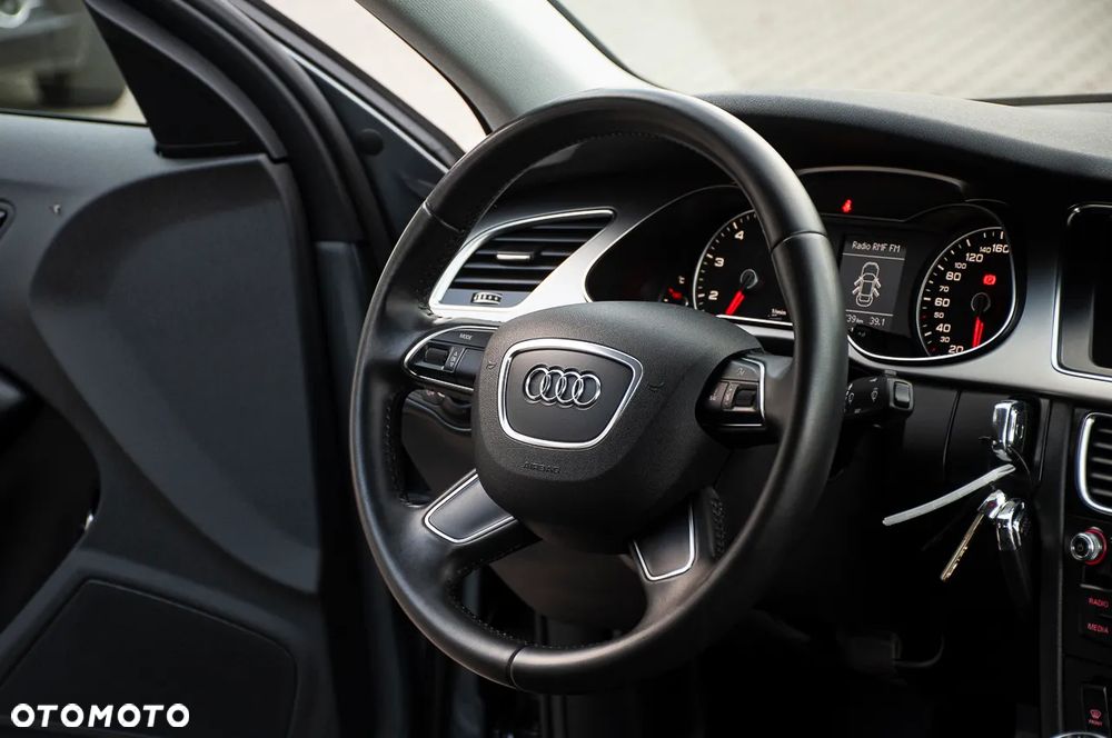 Audi A4 Limousine - 29