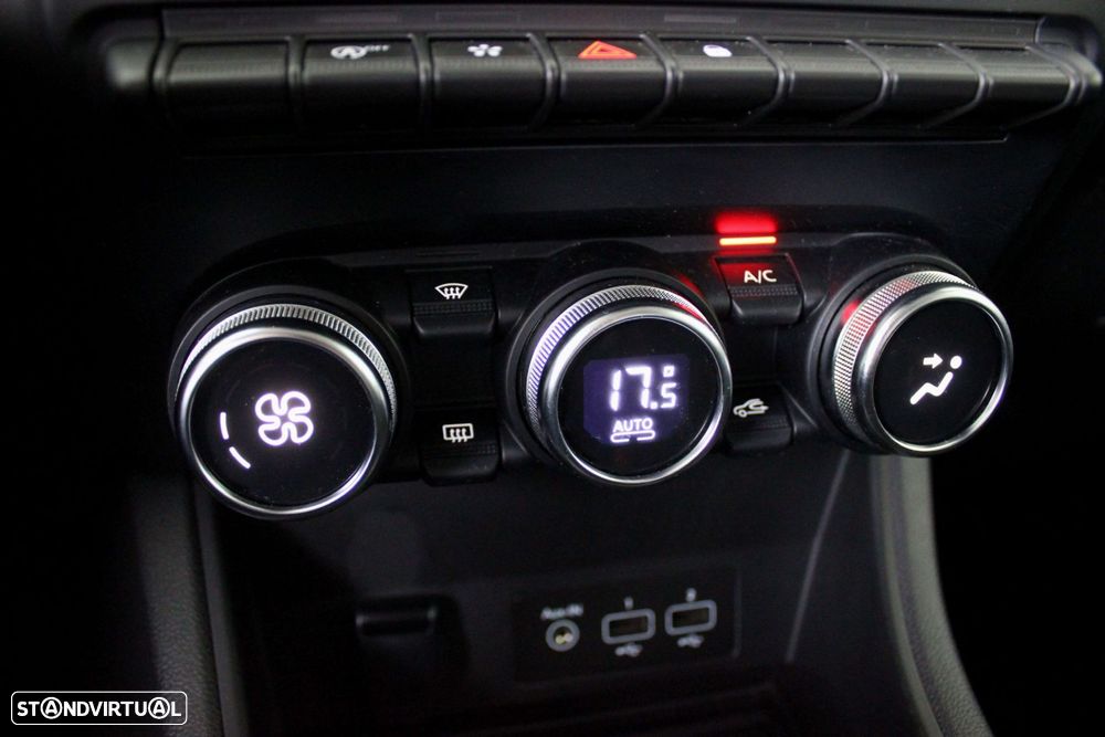 Renault Captur 1.0 TCe Exclusive - 37