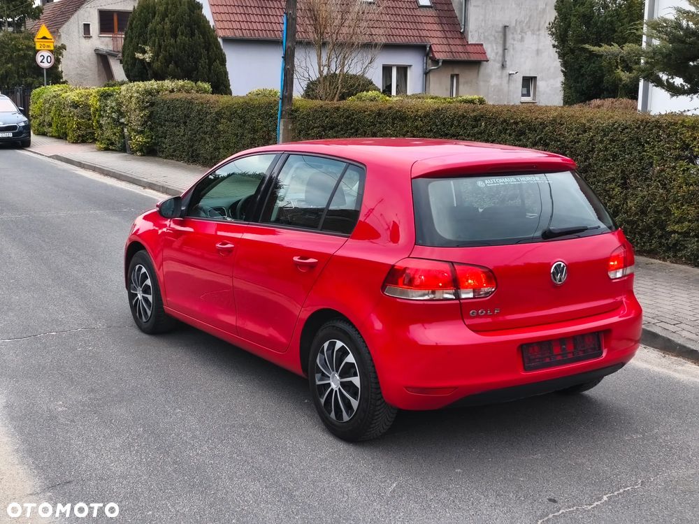 Volkswagen Golf - 11