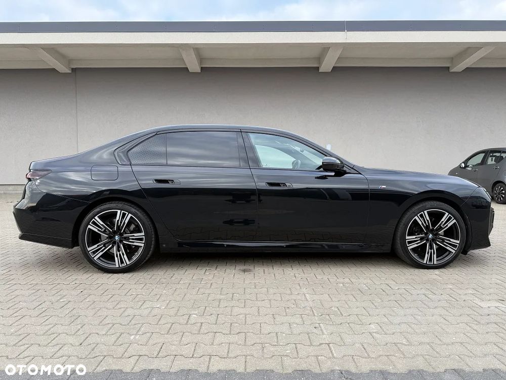 BMW Seria 7 - 5