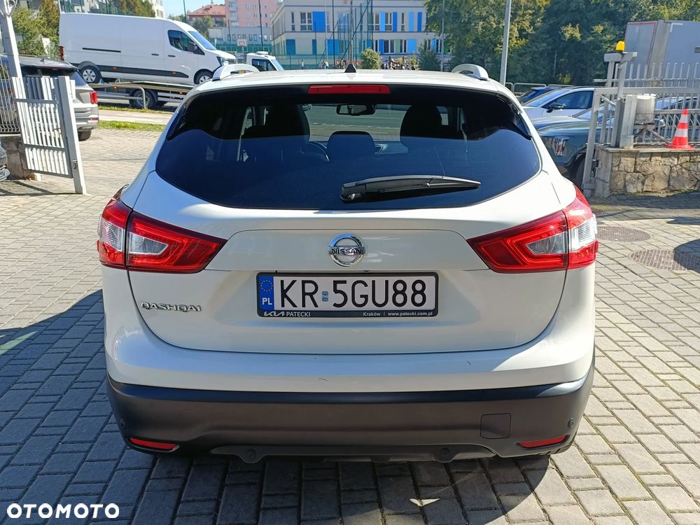 Nissan Qashqai 1.2 DIG-T Tekna+ Xtronic - 6