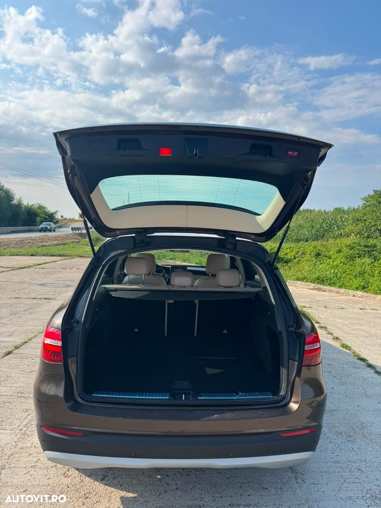 Mercedes-Benz GLC - 7
