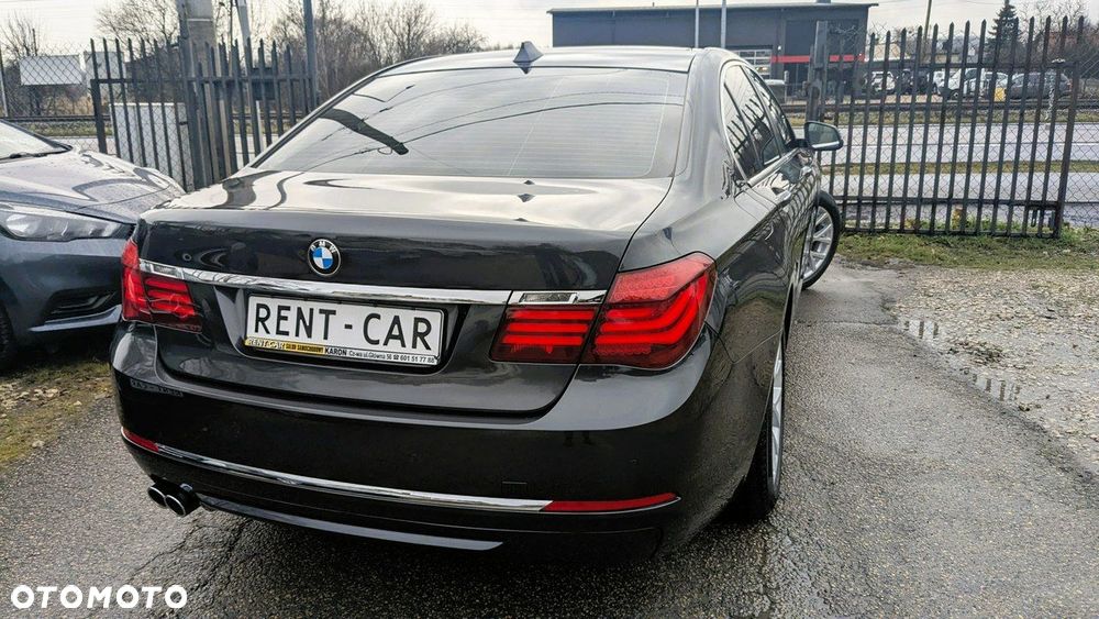 BMW Seria 7 - 11