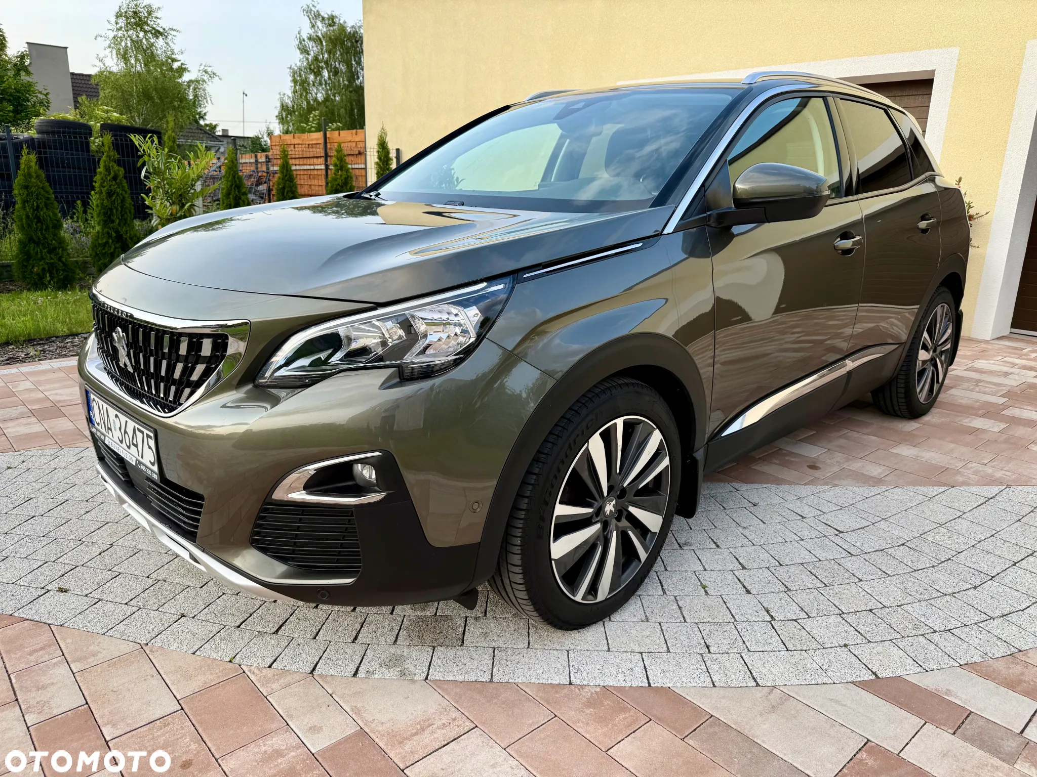 Peugeot 3008 1.5 BlueHDi Allure S&S - 2