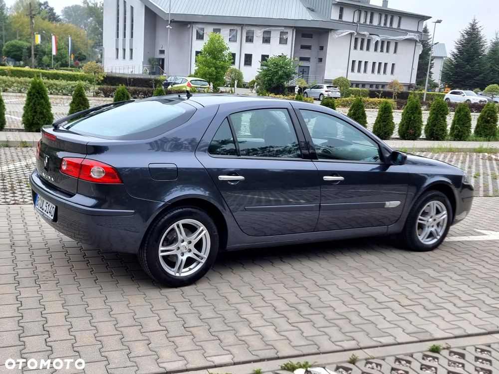 Renault Laguna - 27