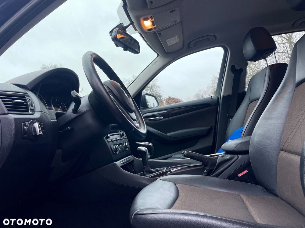 BMW X1 sDrive18d xLine - 10