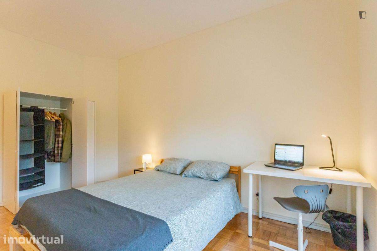 Quarto - localizado em Ramalde Porto - Grande imagem: 5/23