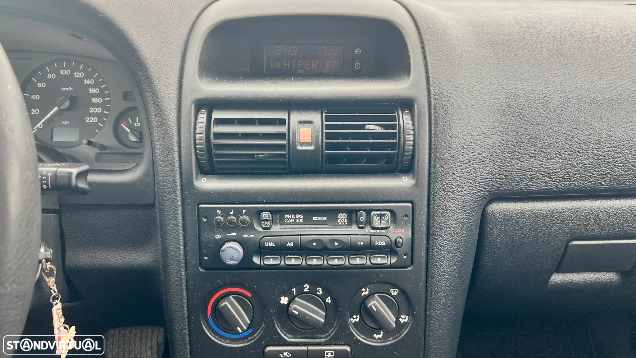 Opel Astra - 11