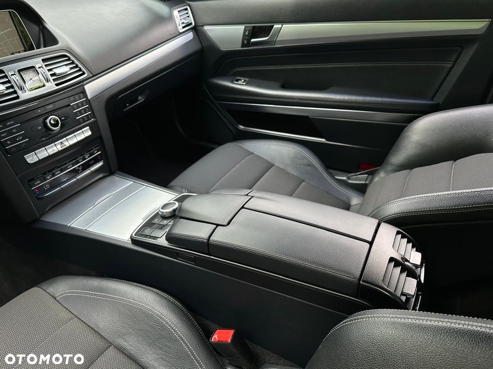 Mercedes-Benz Klasa E 200 9G-TRONIC Avantgarde - 21