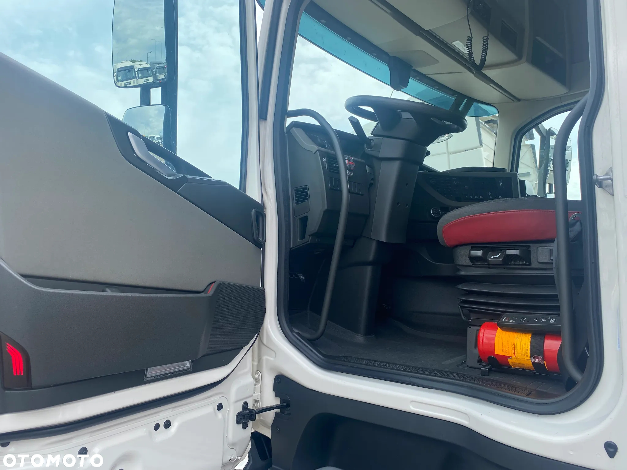 Volvo FH - 10