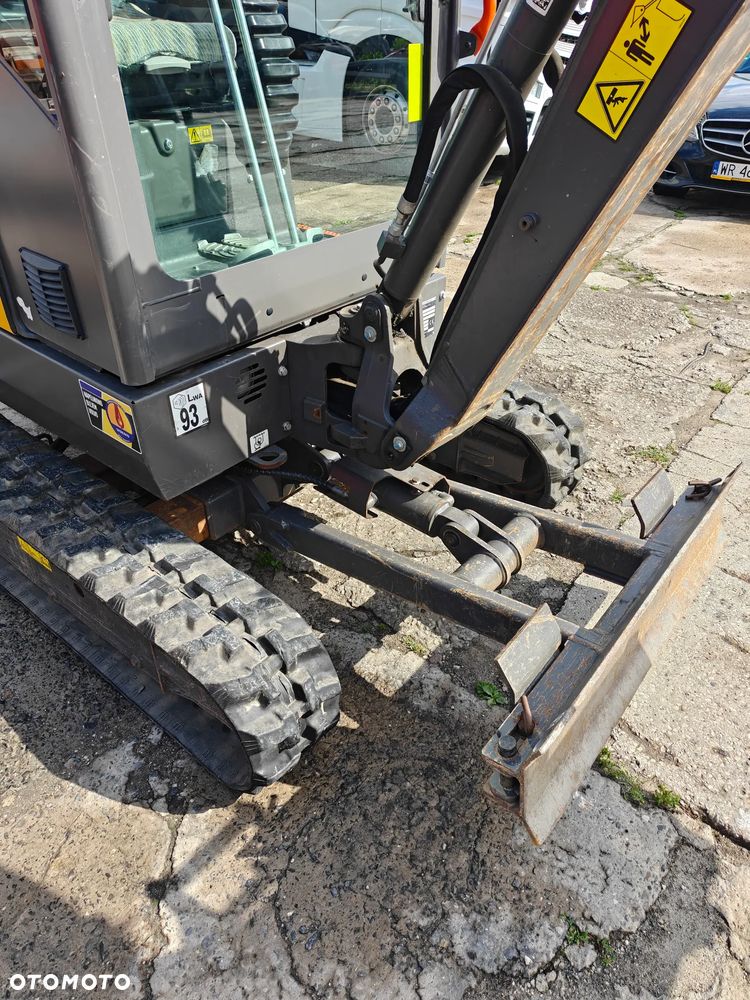 Volvo EC18E - 26