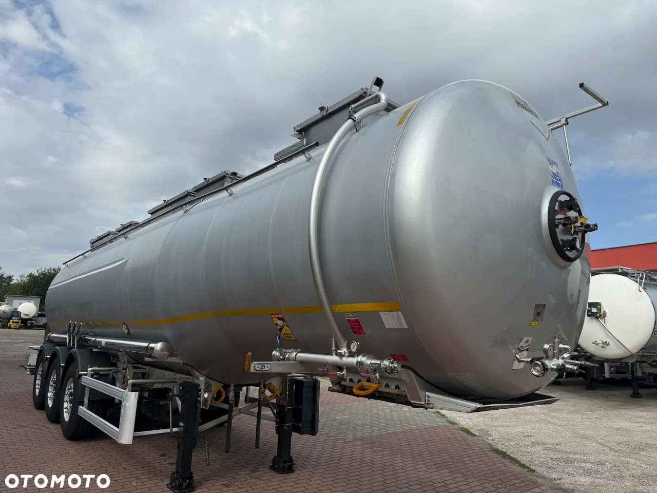 Magyar ADR L4BH, 34000 litrów, 1 komora - 7