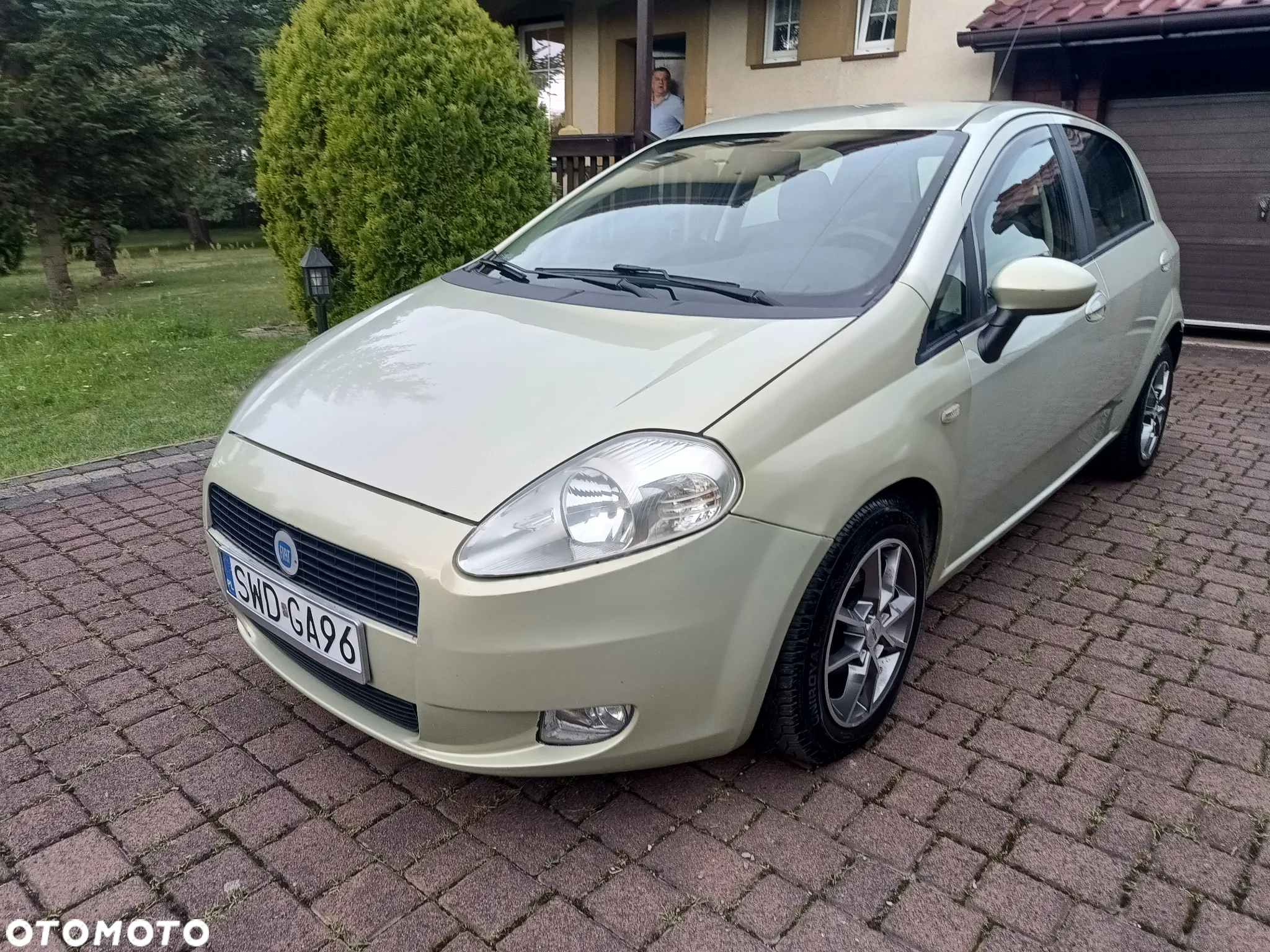 Fiat Grande Punto - 9