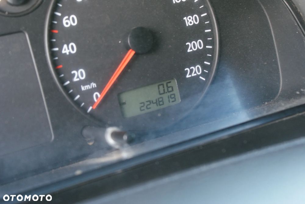 Volkswagen Transporter T5 - 25