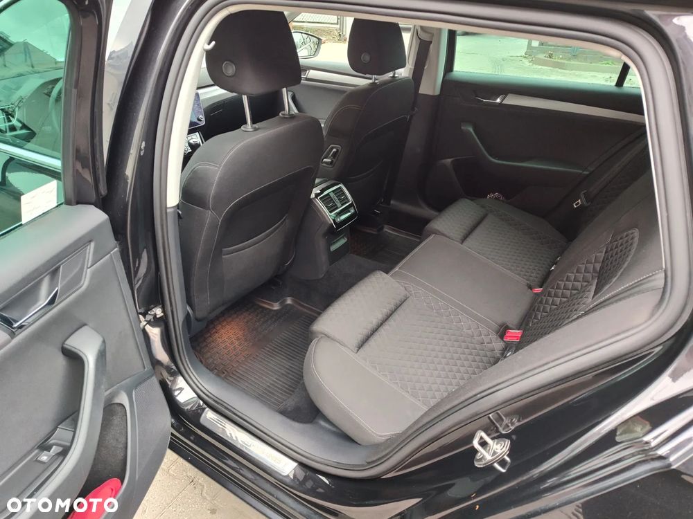 Skoda Superb 2.0 TDI Style - 15