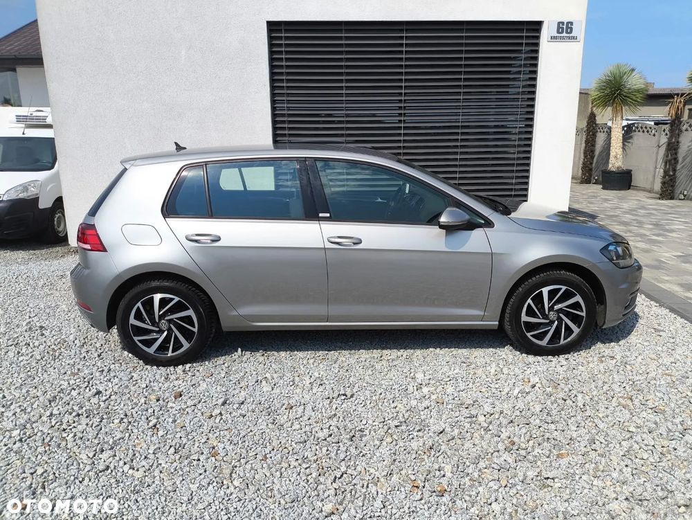 Volkswagen Golf - 7