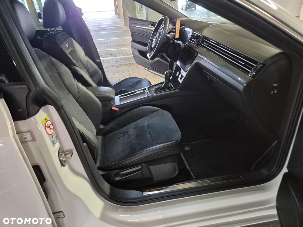 Volkswagen Arteon 2.0 TDI SCR R-Line Edition DSG - 12